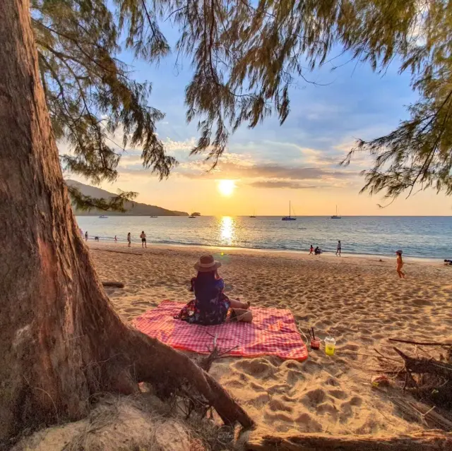 หาดในยาง ภูเก็ต