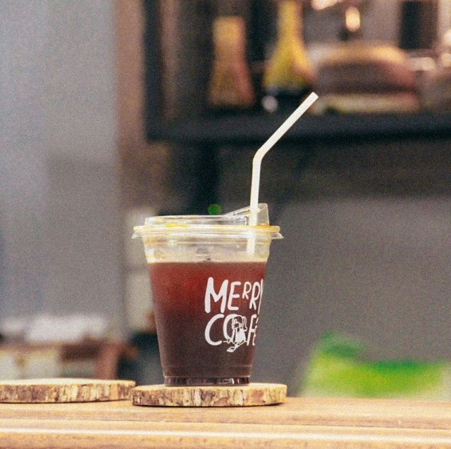 Merry Cafe 