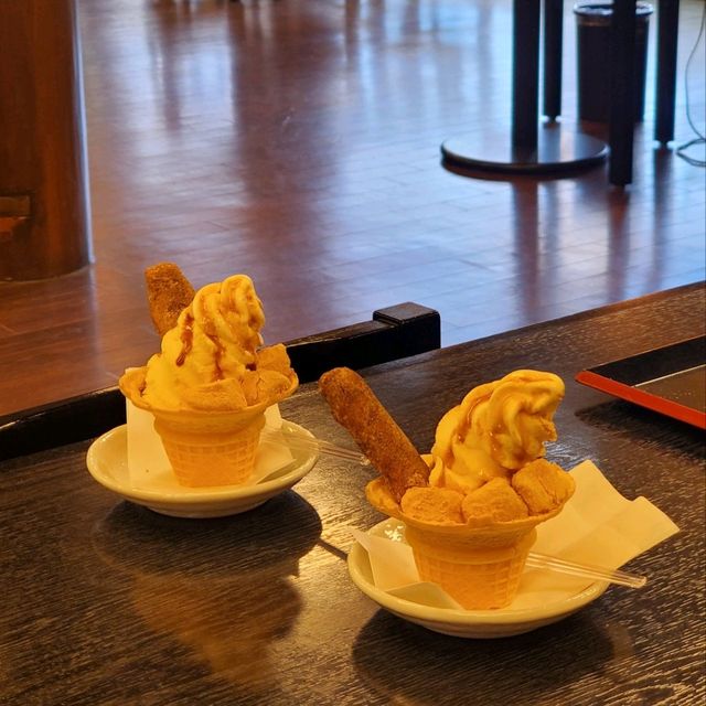 【日本_山梨】信玄餅の販売店舗！信玄餅ソフトクリームあり