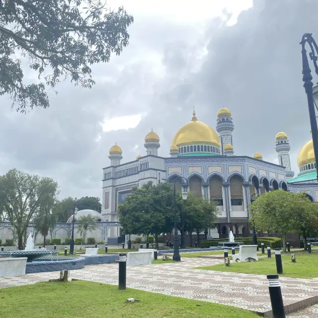 Jame' Asr Hassanil Bolkiah Mosque