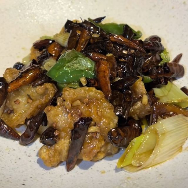 横丁一の推し中華🔥辛いけどクセになる味