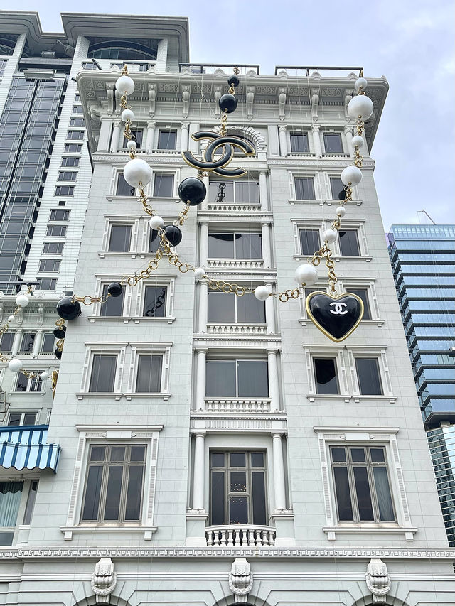 香港打卡最美聖誕樹-香港半島酒店