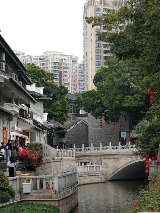 📍「荔灣湖公園」📸歷史悠久--放鬆、娛樂好地方🪻🌷