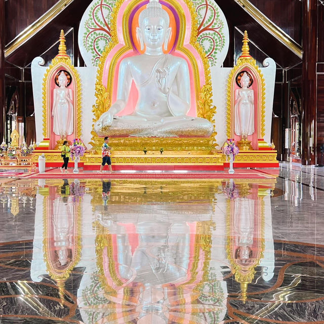 วัดพระพุทธแสงธรรม