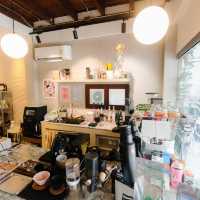 Roast N Toast Cafe - Tribe 44