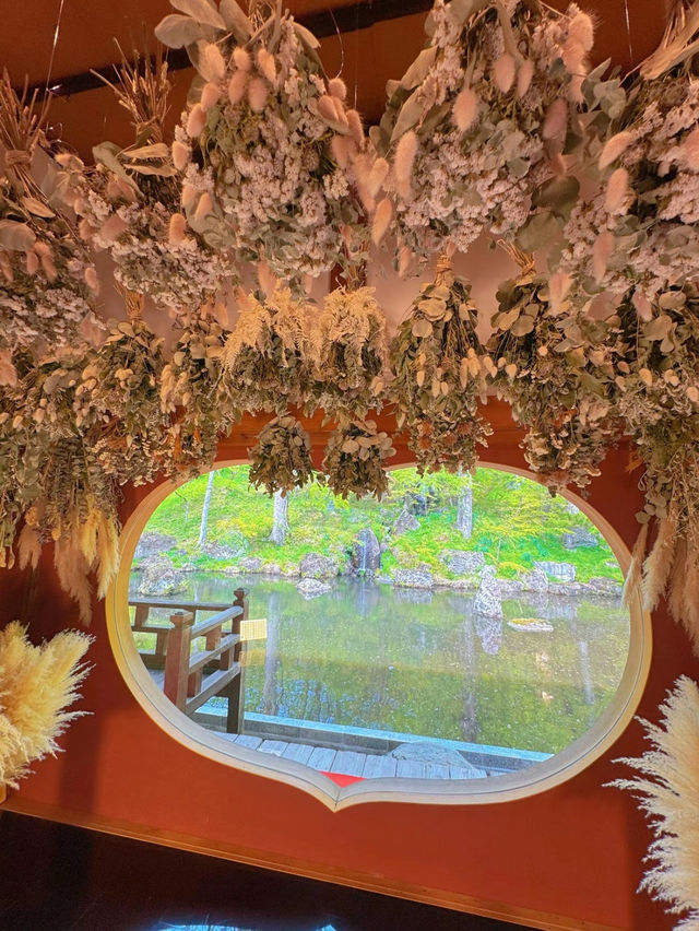 【群馬】日帰りで行ける穴場スポット✨まるで植物園なお寺さんのハート型リフレクションが絶景
