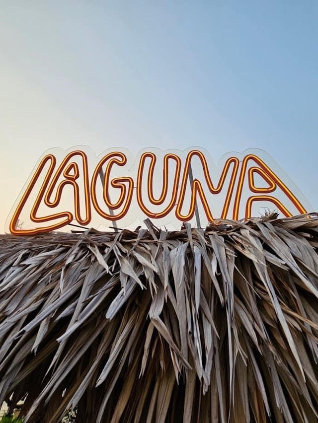 Laguna cafe