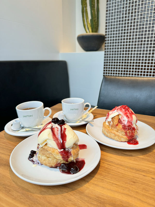 【東京/表参道】スペアリブとアップルパイアラモードが 人気のSHUTTERS表参道店でランチ🍎