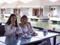 🛖 นอนห้องพักสไตล์มัลดีฟที่ Lake Heaven Resort