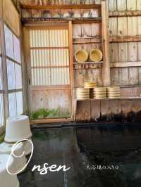 【山形】築300年の湯船を楽しめる♨️白布温泉 湯滝の宿 西屋の内風呂