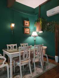 Hidden Gem: Looka Tearoom