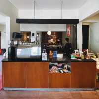 TONES COFFEE | COOL COFFEE SHOP WITH A LISTENING SPACE
