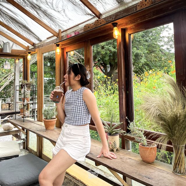 ปราณบุรีก็มีคาเฟ่บรรยากาศดีไม่แพ้ที่อื่นเหมือนกัน
