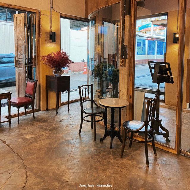คาเฟ่ระยอง #หลานเอก #ถนนยมจินดา #ระยองเมืองคาเฟ่