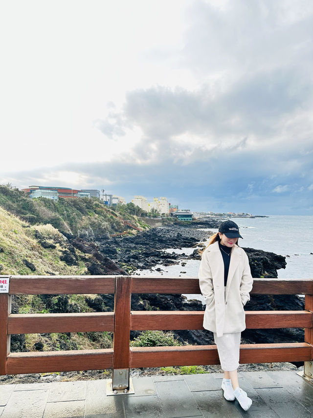 🇰🇷 濟州市 龍頭岩的海岸 🌊