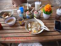 ก๋วยเตี๋ยวห้อยขาบ้านจ่าโบ้ อาหารหลักสิบวิวหลักล้าน