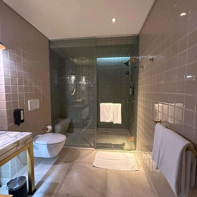 รีวิว Hotel Indigo Bangkok Wireless Road