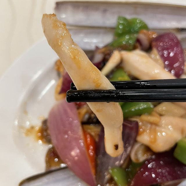 酒樓有很多抵食孖寶