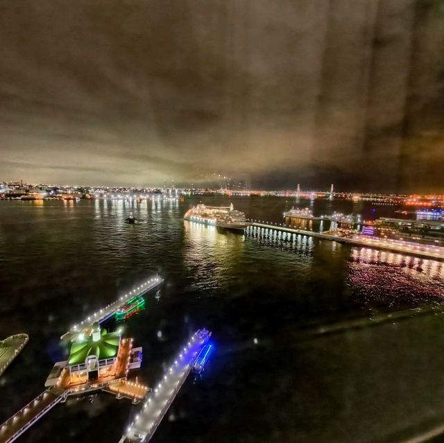 杜拜帆船酒都要至敬 - 橫濱洲際渡假飯店