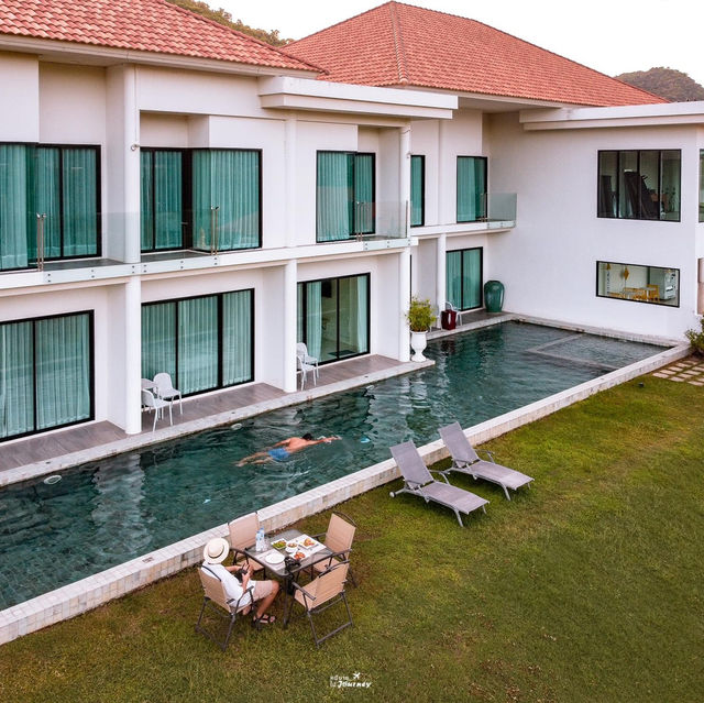 VIVA MONTANE พูลวิลล่าบางเสร่บรรยากาศดี🏠🌳
