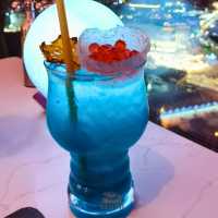 🥂 The Sky 32 Restaurant