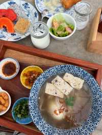 ทานอาหารเช้าที่ YUU HOTEL กัน