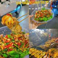 ตลาดเยาวราชกลางคืน