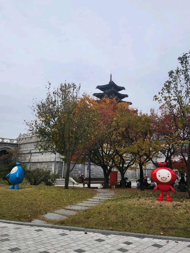다양한 전시가 펼쳐지는 국가운영 서울 국립박물관☺️