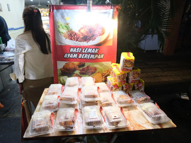 พากินสตรีทฟู้ดที่ Chulia street ในปีนัง 🥢