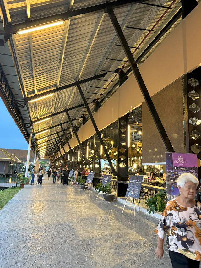 A’Han Oriental Thai Seafood, Monkey Canopy