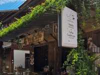 สองผัวเมีย / SongPhuaMia Cafe & Bar (Husband & Wif