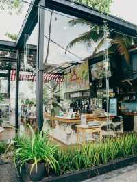 PikGO Cafe nearby immigration 