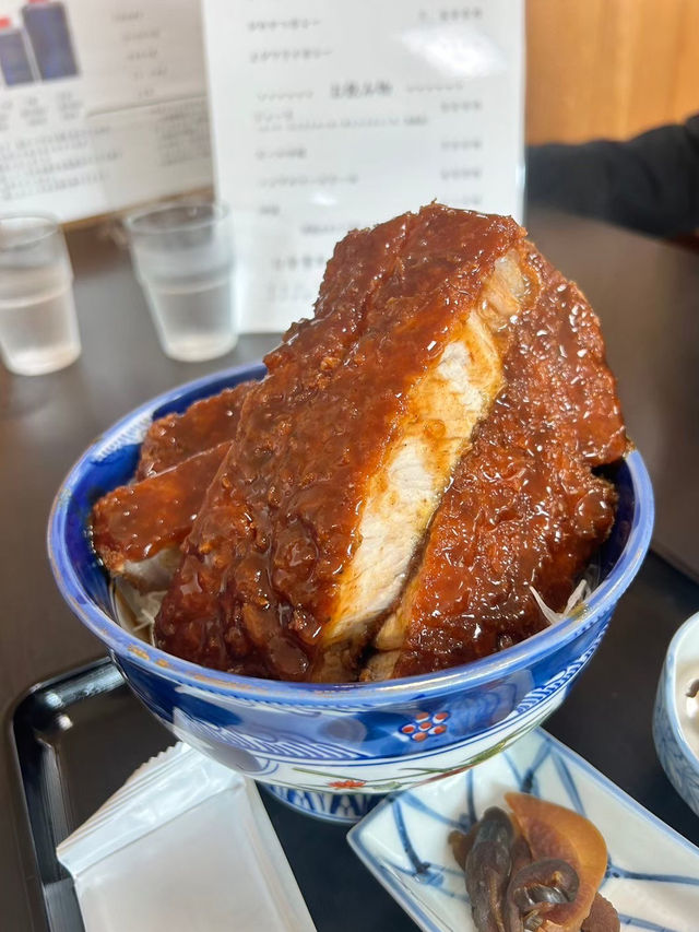 【福島】会津の名店で絶品ソースカツ丼＆えびひれ丼