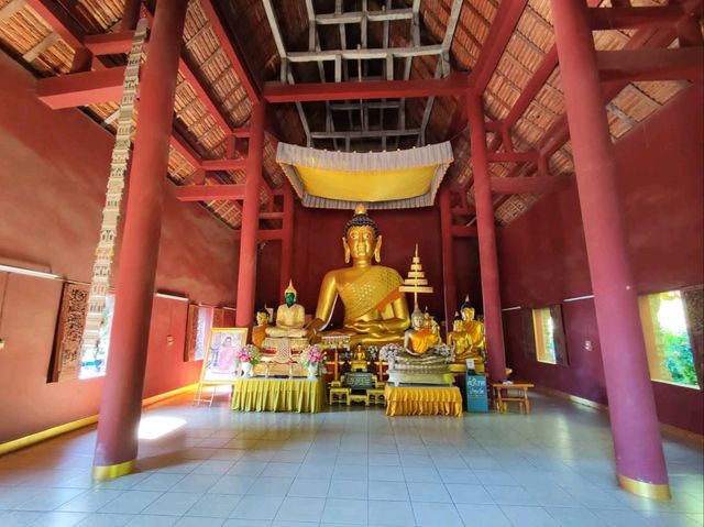 วัดพระธาตุภูเข้า วัดเก่าแก่ อายุ หนึ่งพันสองร้อยปี