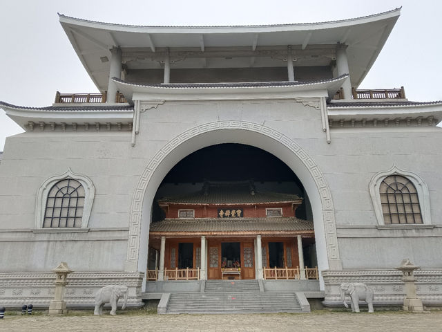 台中旅行　宝覚寺の大仏！