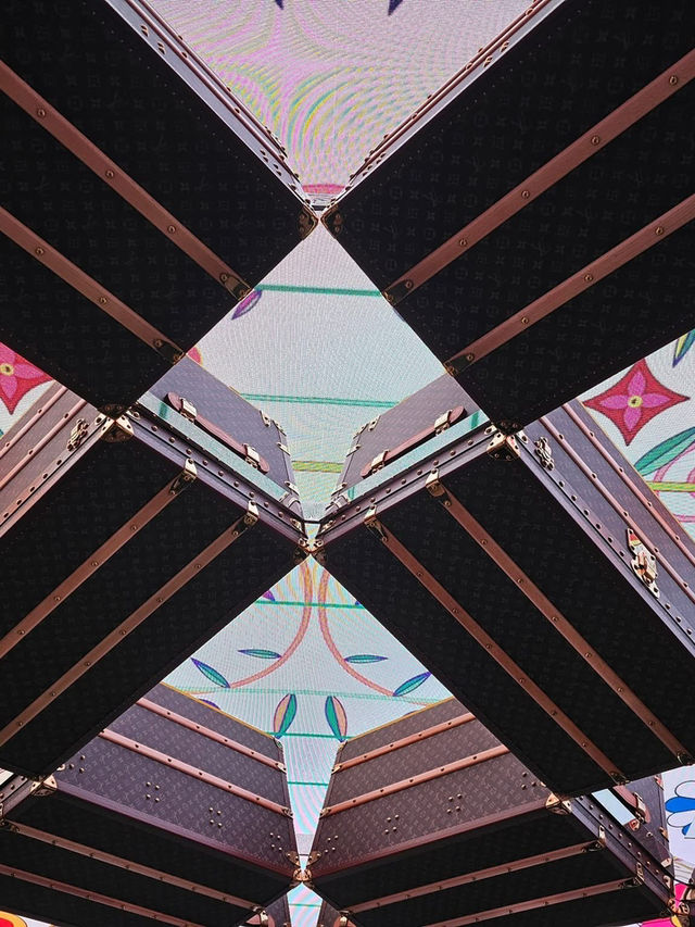 Louis Vuitton Visionary Journeys 