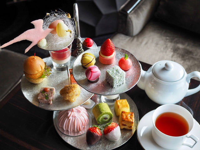 Spring Afternoon Tea at The Lounge🌸