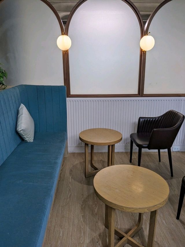 曼谷素萬那普機場貴賓室初體驗 Miracle Lounge 
