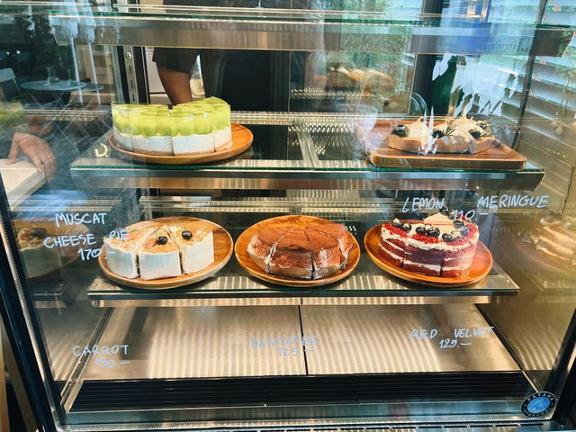 Altitude Cafe in Bang Phra