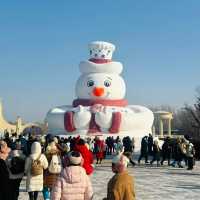 Winter Wonderland: Sun Island Snow Sculpture Spectacle ❄️🏰✨ 