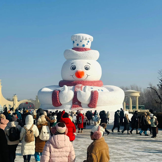 Winter Wonderland: Sun Island Snow Sculpture Spectacle ❄️🏰✨ 