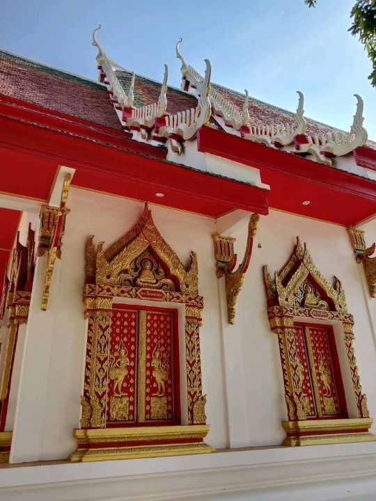 ไหว้พระขอพร วัดไตรธรรมาราม