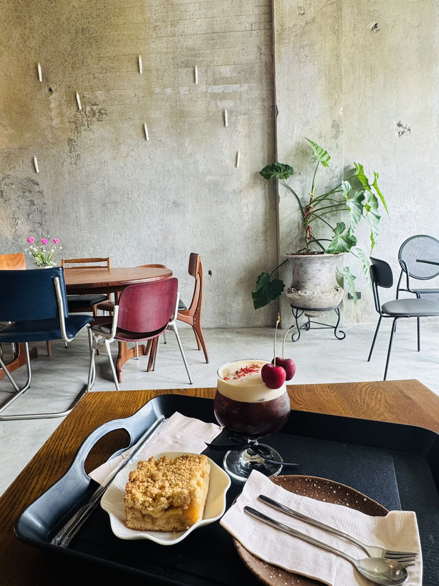 Wyndows of Patisseries Phuket คาเฟ่สุดชิค และชิล