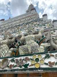 ワット・アルン（暁の寺）