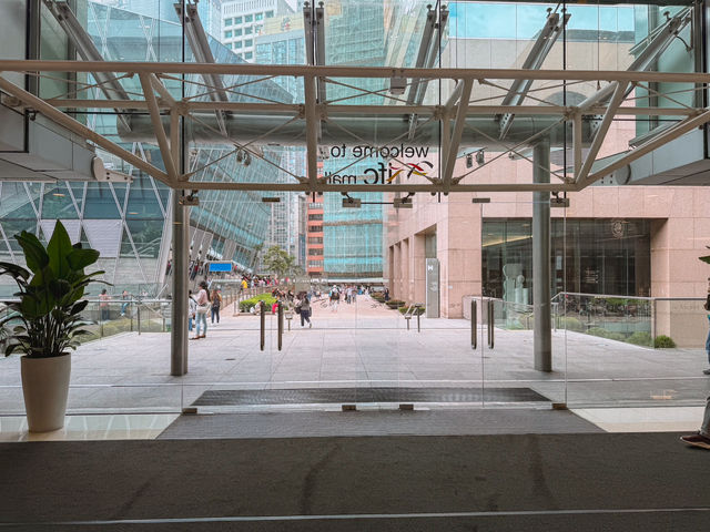 IFC Mall – Luxury Shopping & Dining 🏙️🛍️