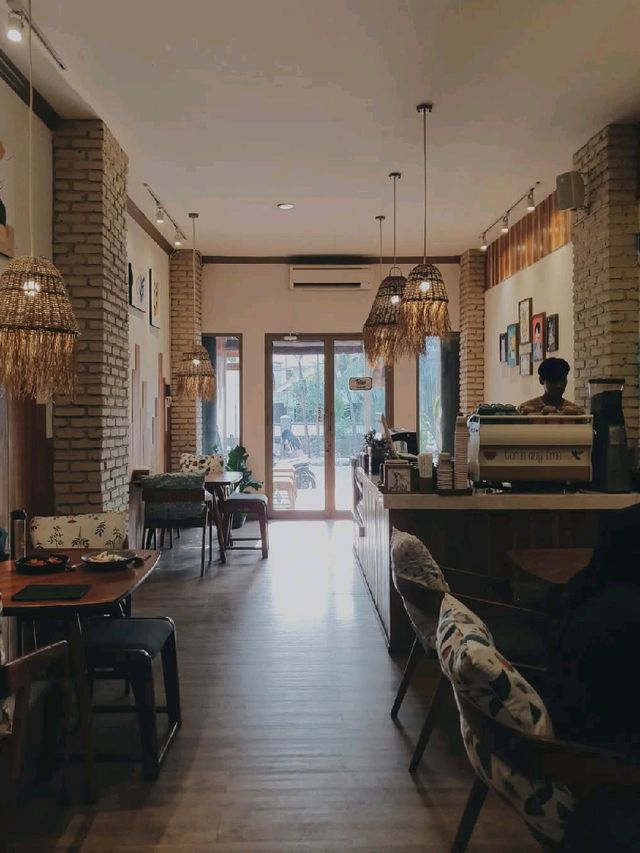 COFFEE & THYME - JAKARTA