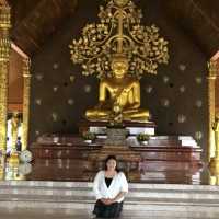 วัดสิรินธรวรารามภูพร้าว (วัดเรืองแสง)