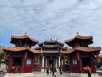 🕍 **【泉州承天寺：鬧市中的禪意淨土】** 🌿  