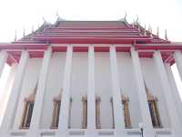 กราบ🙏พระพุทธไตรรัตนนายกวัดกัลยาณมิตร