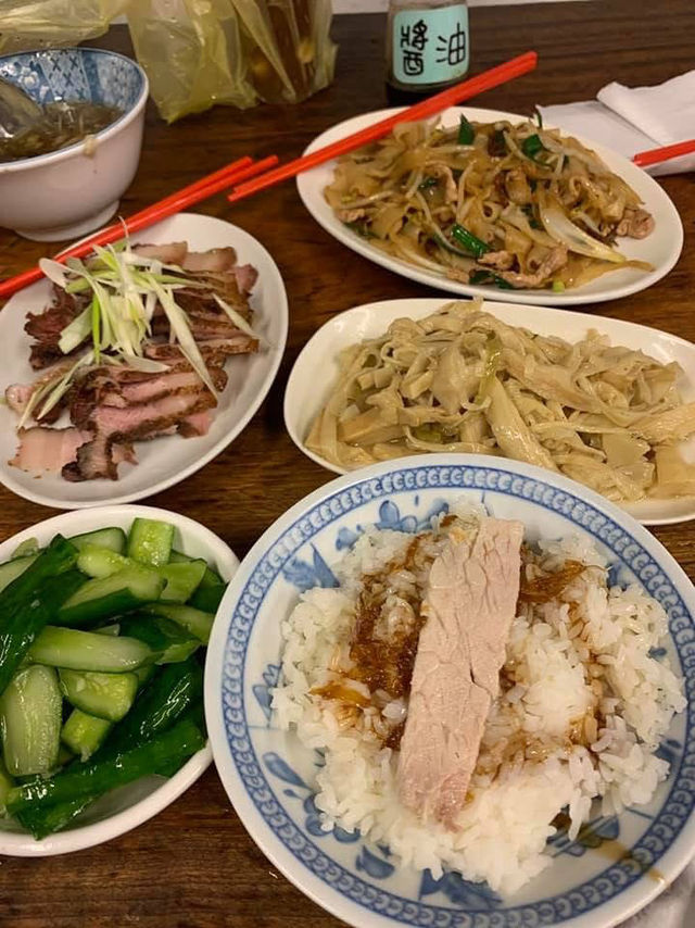 北埔老街巡禮及屢吃不膩的客家特色料理喜相逢